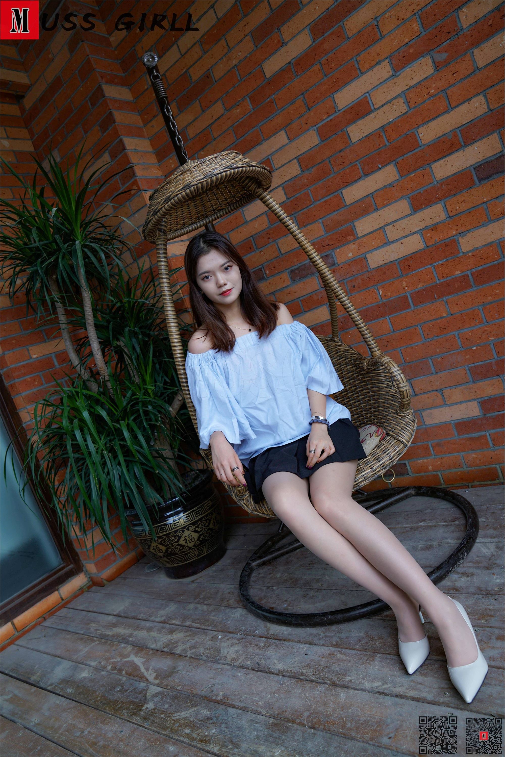 MussGirl慕丝女郎  NO.158 吊椅百褶裙肉丝